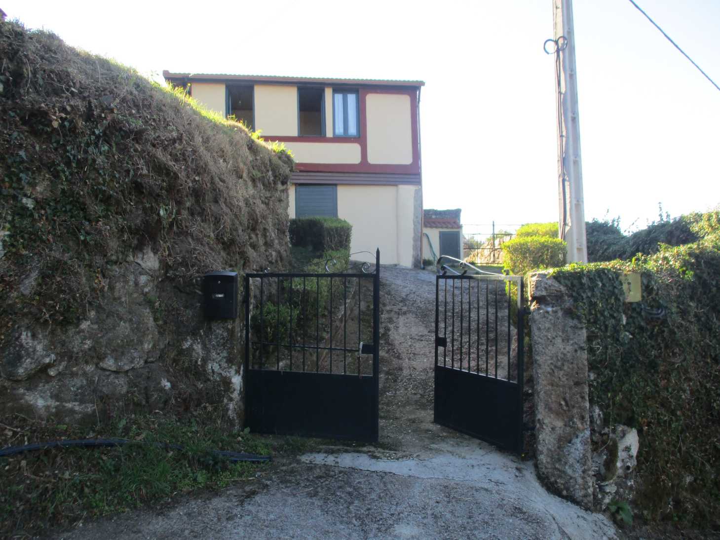 Casa en Santa Marina, Covelo – MV143