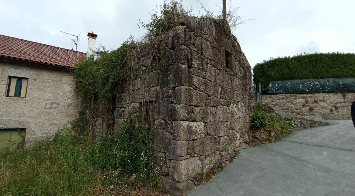 16A