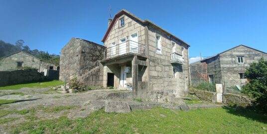 Casa en Xinzo, necesita reformas – MV940
