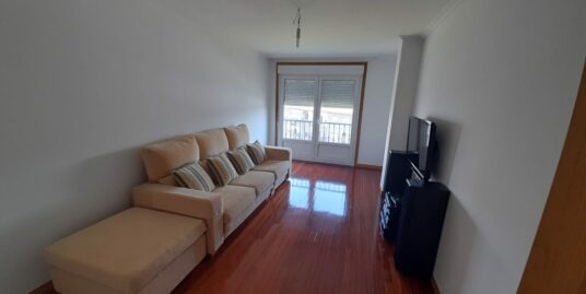Piso impecable, 3 dormitorios, garaje y bodega – MV980