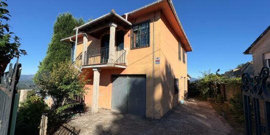 Casa planta alta, 3 dormitorios, parcela 1450m2 – MV1091