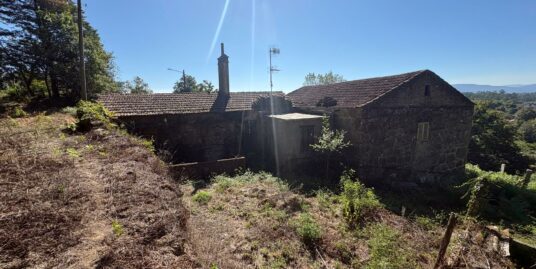 Casa piedra para restaurar – MV1095